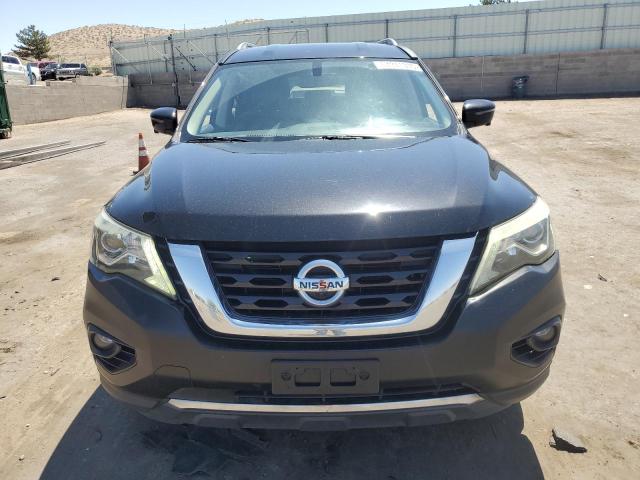  NISSAN PATHFINDER 2017 Чорний