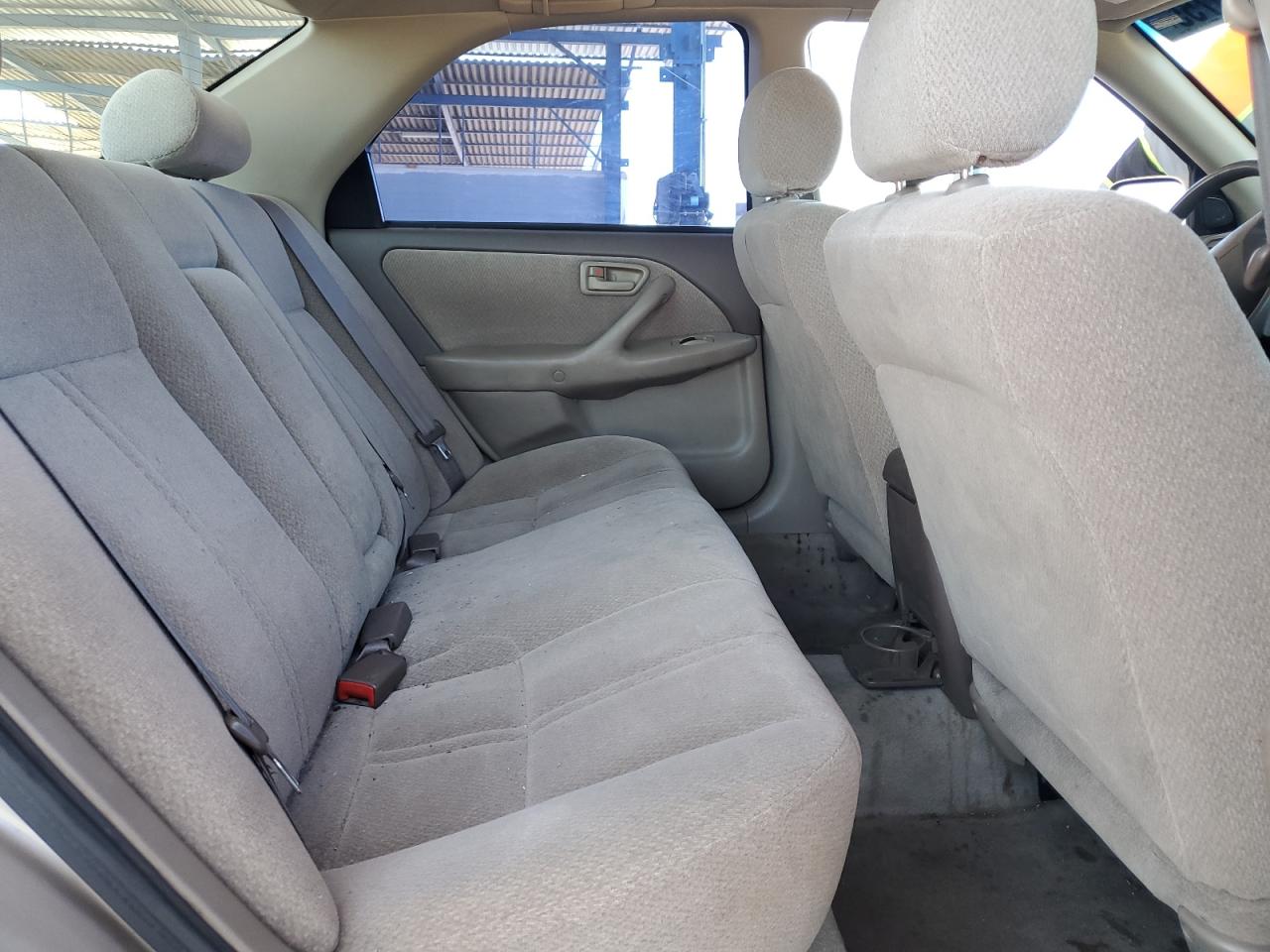 2001 Toyota Camry Le VIN: 4T1BF22K11U120459 Lot: 57449755