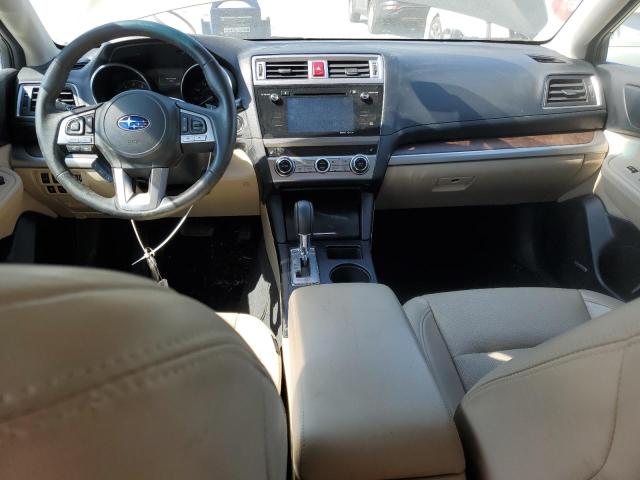  SUBARU OUTBACK 2017 Zielony