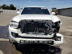 2018 Toyota Tacoma Double Cab للبيع في Fresno، CA - Front End