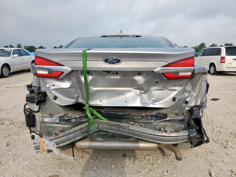  FORD FUSION 2020 Srebrny