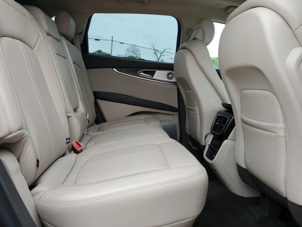 2020 Lincoln Nautilus Reserve VIN: 2LMPJ8KP8LBL22392 Lot: 57273145