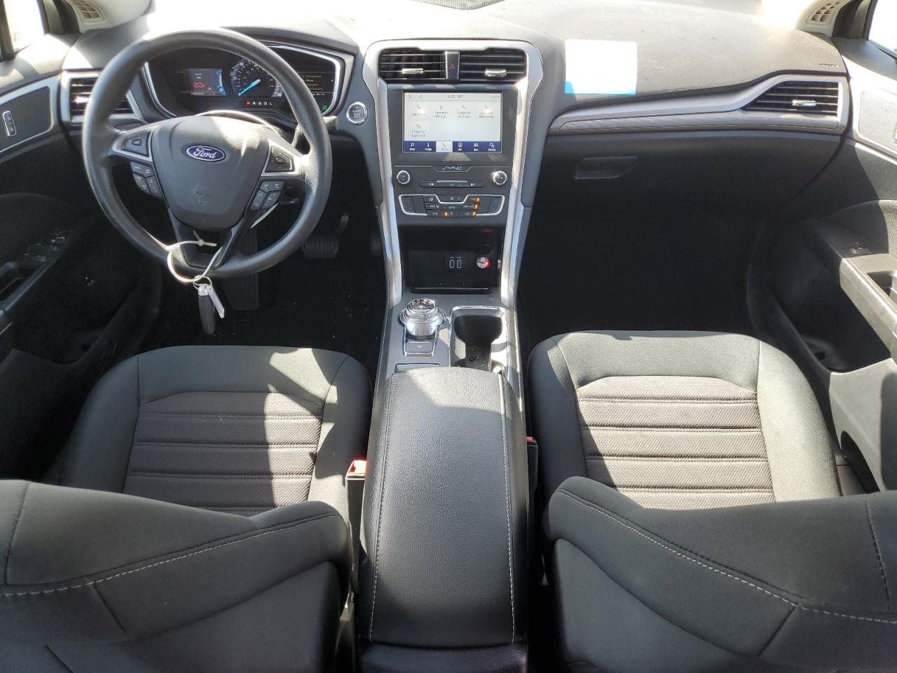 2019 Ford Fusion Se VIN: 3FA6P0LUXKR265540 Lot: 55084195