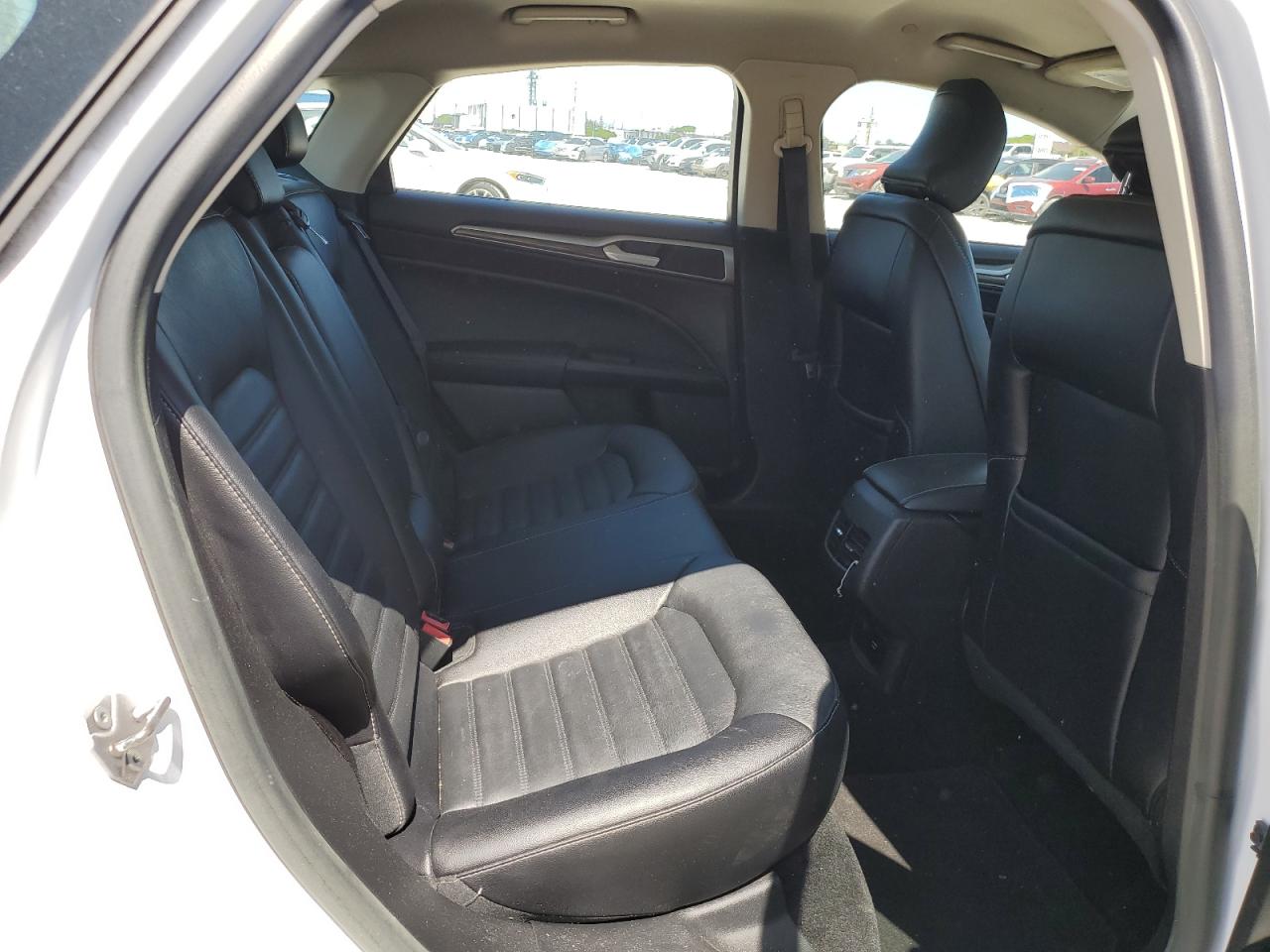 2017 Ford Fusion Se Hybrid VIN: 3FA6P0LU0HR359693 Lot: 54039105