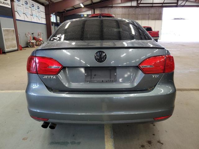  VOLKSWAGEN JETTA 2013 Серый