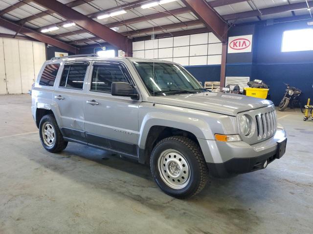 Parquets JEEP PATRIOT 2017 Srebrny