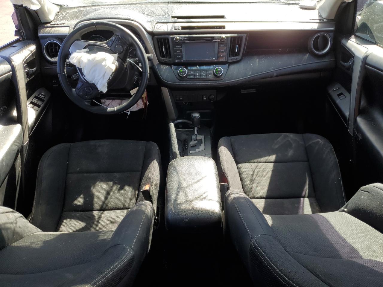 2017 Toyota Rav4 Xle VIN: 2T3RFREVXHW565782 Lot: 58193685