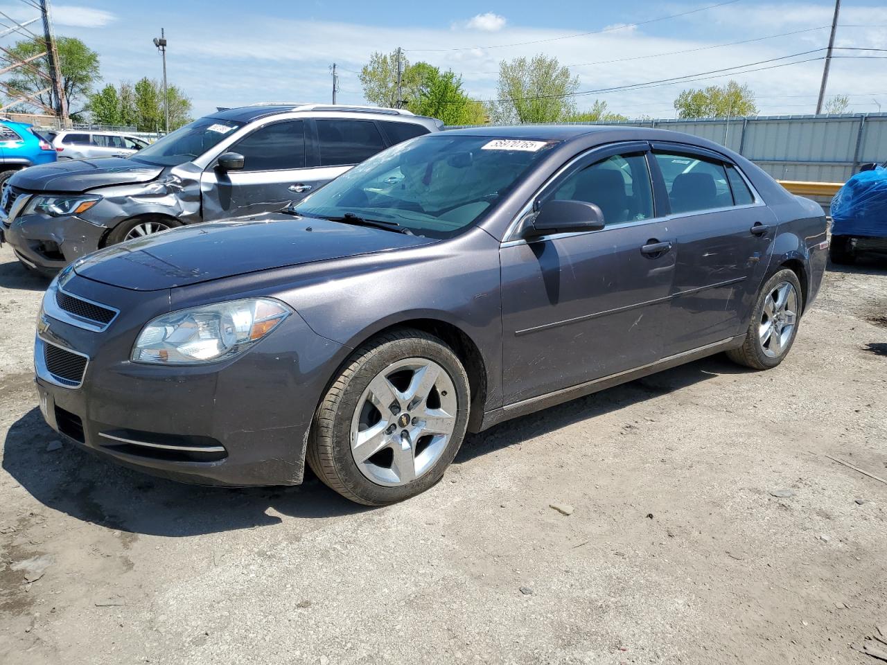 Dyer, IN에서 판매 중인 2010 Chevrolet Malibu 1Lt - Side