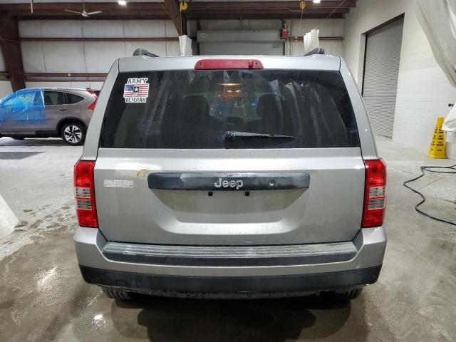  JEEP PATRIOT 2015 Silver