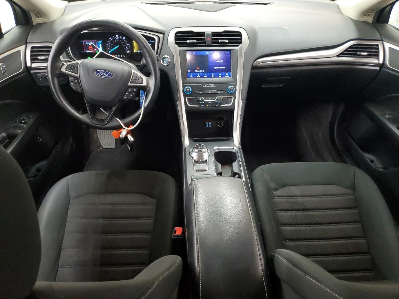 2020 Ford Fusion Se VIN: 3FA6P0LU1LR206992 Lot: 54028035