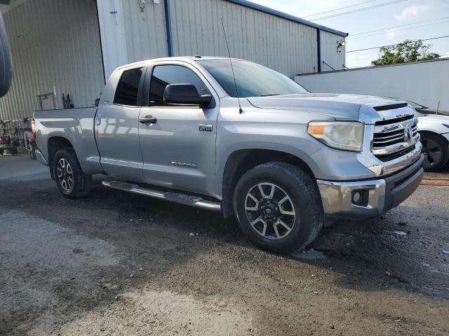  TOYOTA TUNDRA 2016 Серебристый