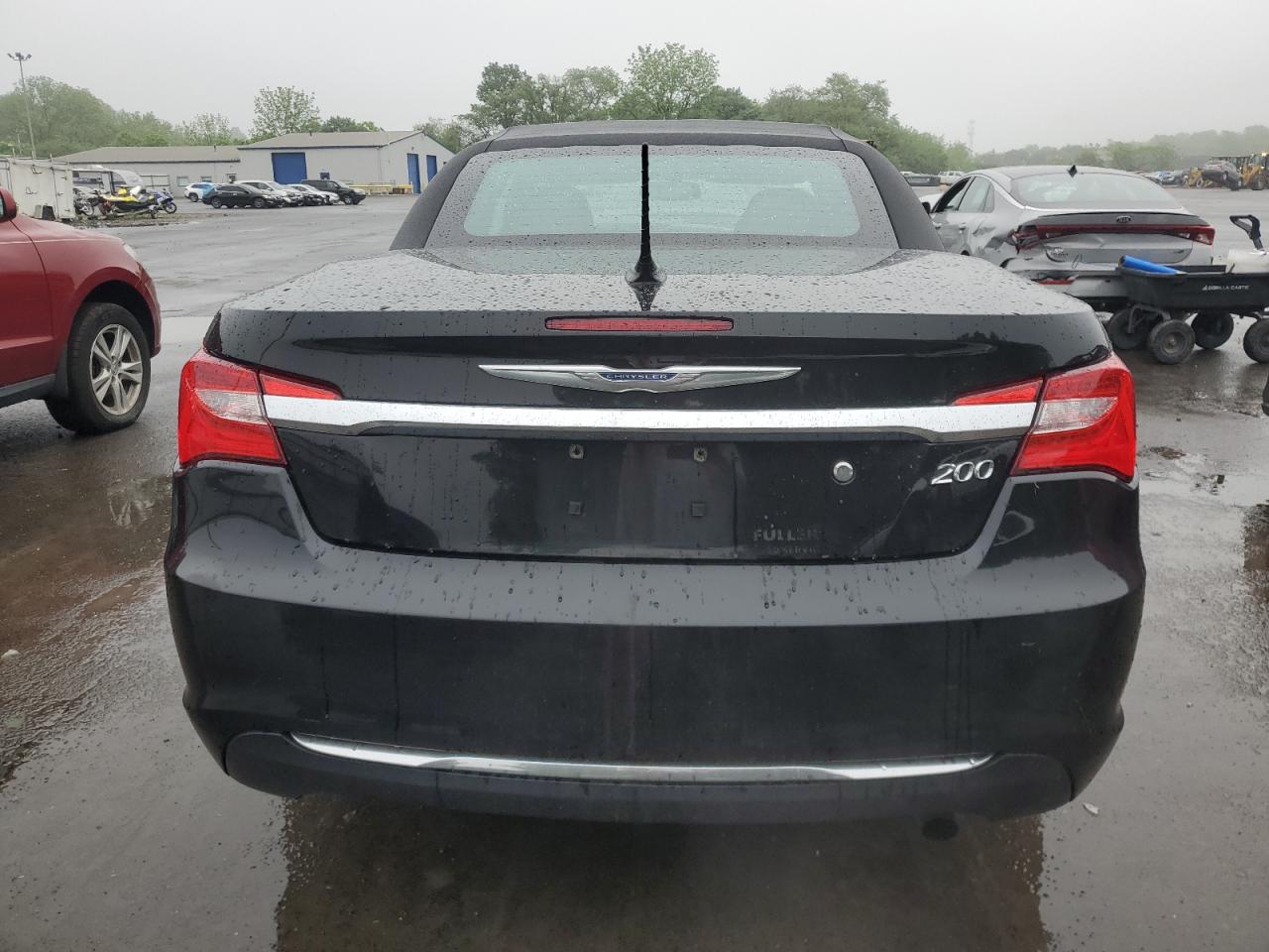 2011 Chrysler 200 Touring VIN: 1C3BC2EB3BN543259 Lot: 56844365