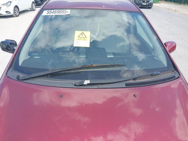 2005 TOYOTA PRIUS T3 V