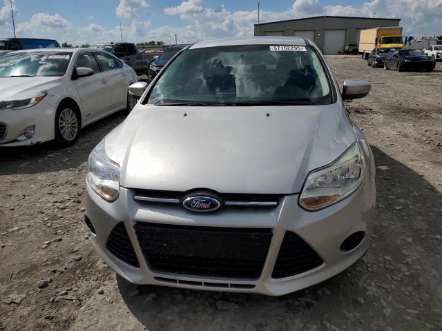 Sedans FORD FOCUS 2014 Silver