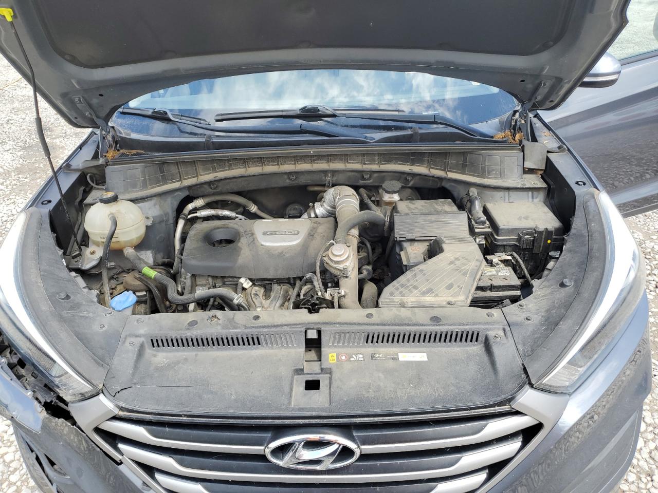 2018 Hyundai Tucson Value VIN: KM8J33A29JU748653 Lot: 56270725