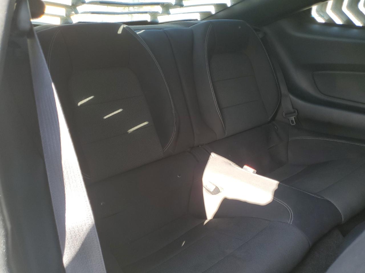 2015 Ford Mustang VIN: 1FA6P8AM1F5400401 Lot: 56145655