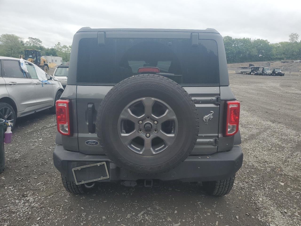 2022 Ford Bronco Base VIN: 1FMDE5BH3NLB54318 Lot: 58734885