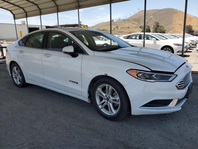  FORD FUSION 2018 Белый