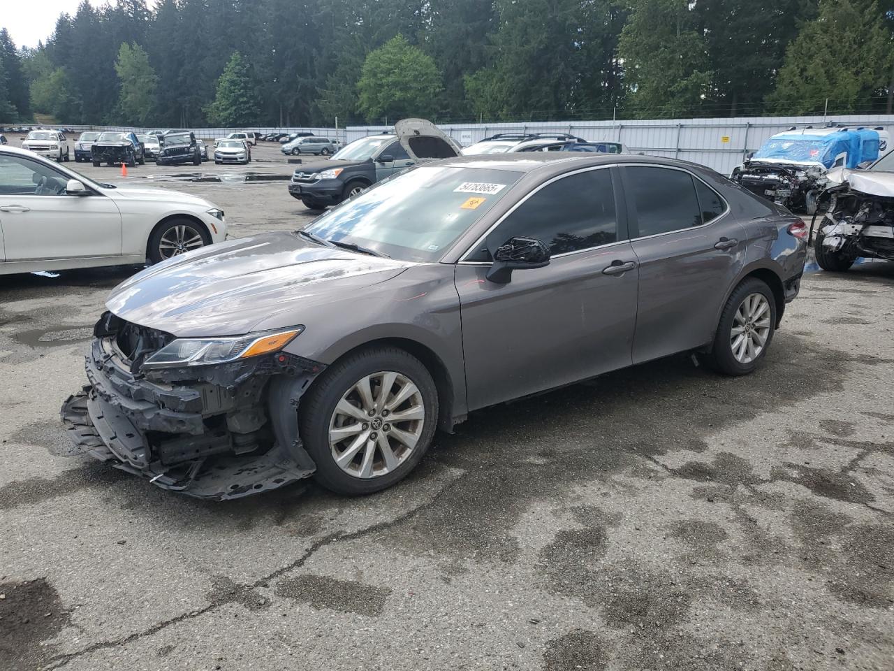Arlington, WA에서 판매 중인 2020 Toyota Camry Le - Front End