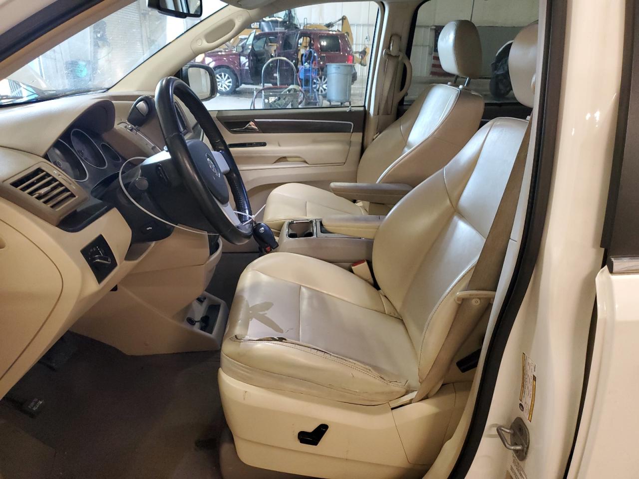 2010 Volkswagen Routan Se VIN: 2V4RW3D13AR236844 Lot: 57059175