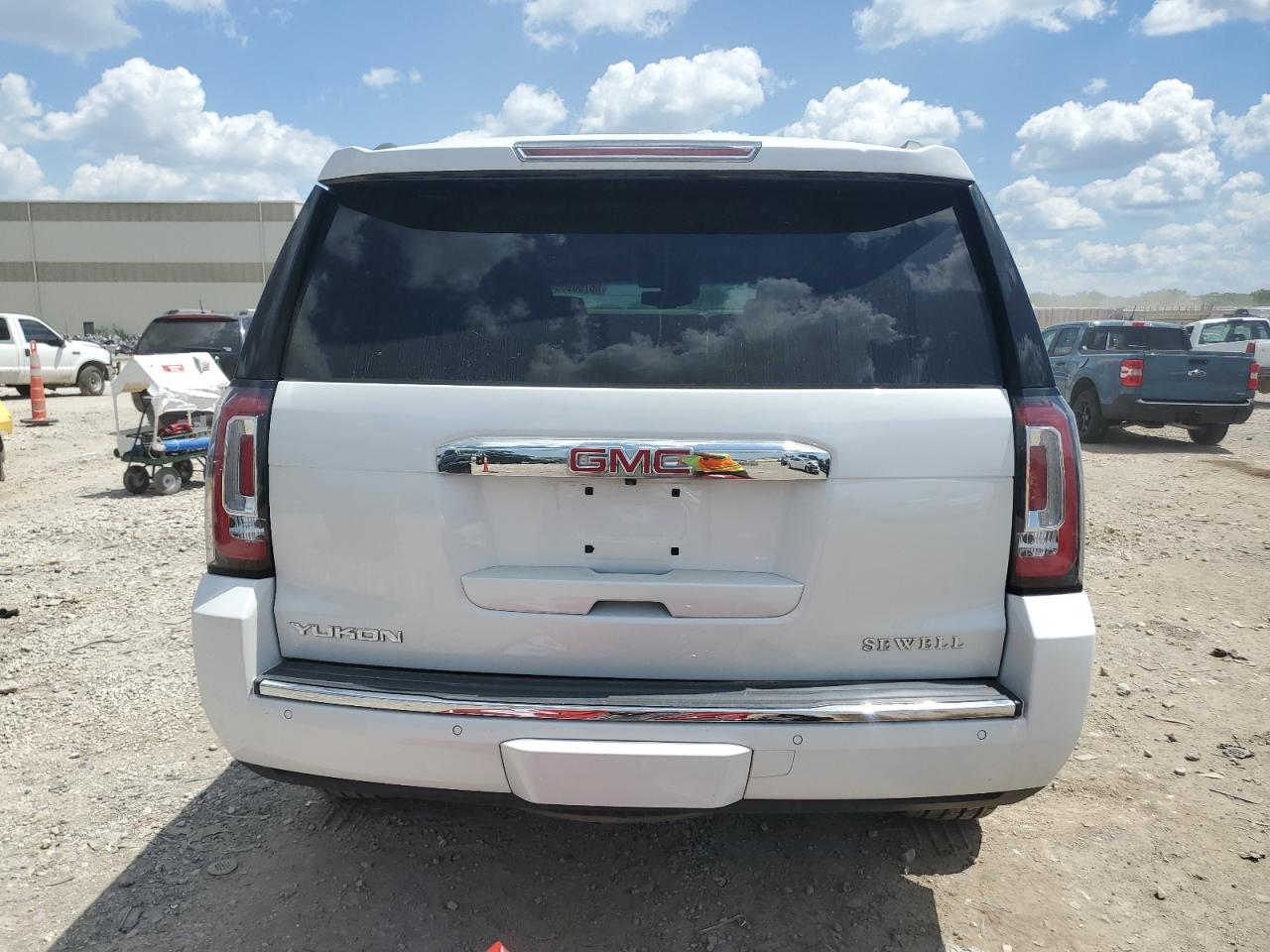 2018 GMC Yukon Denali VIN: 1GKS2CKJ5JR210184 Lot: 56700905