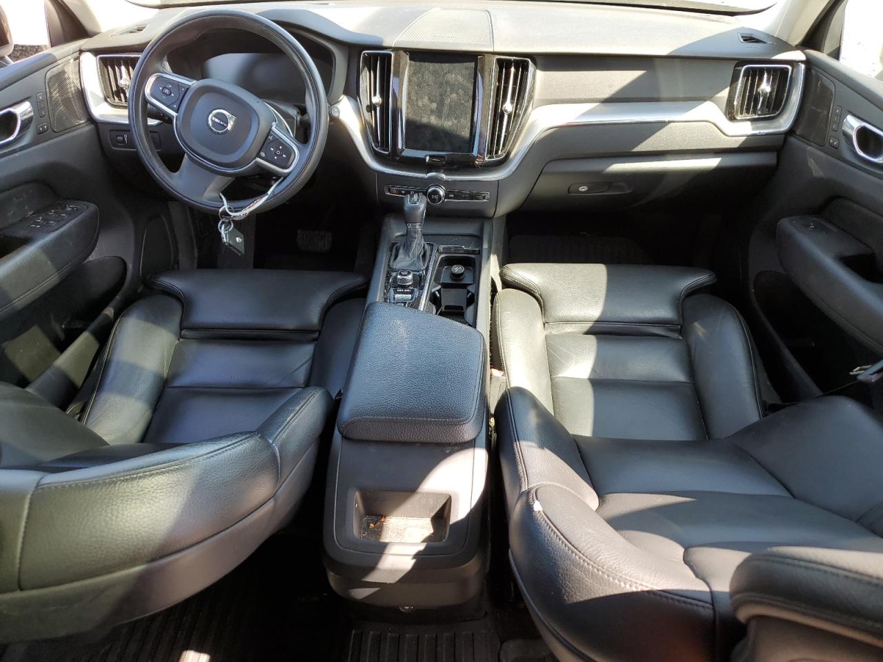 2019 Volvo Xc60 T5 VIN: LYV102RK4KB319475 Lot: 56899395