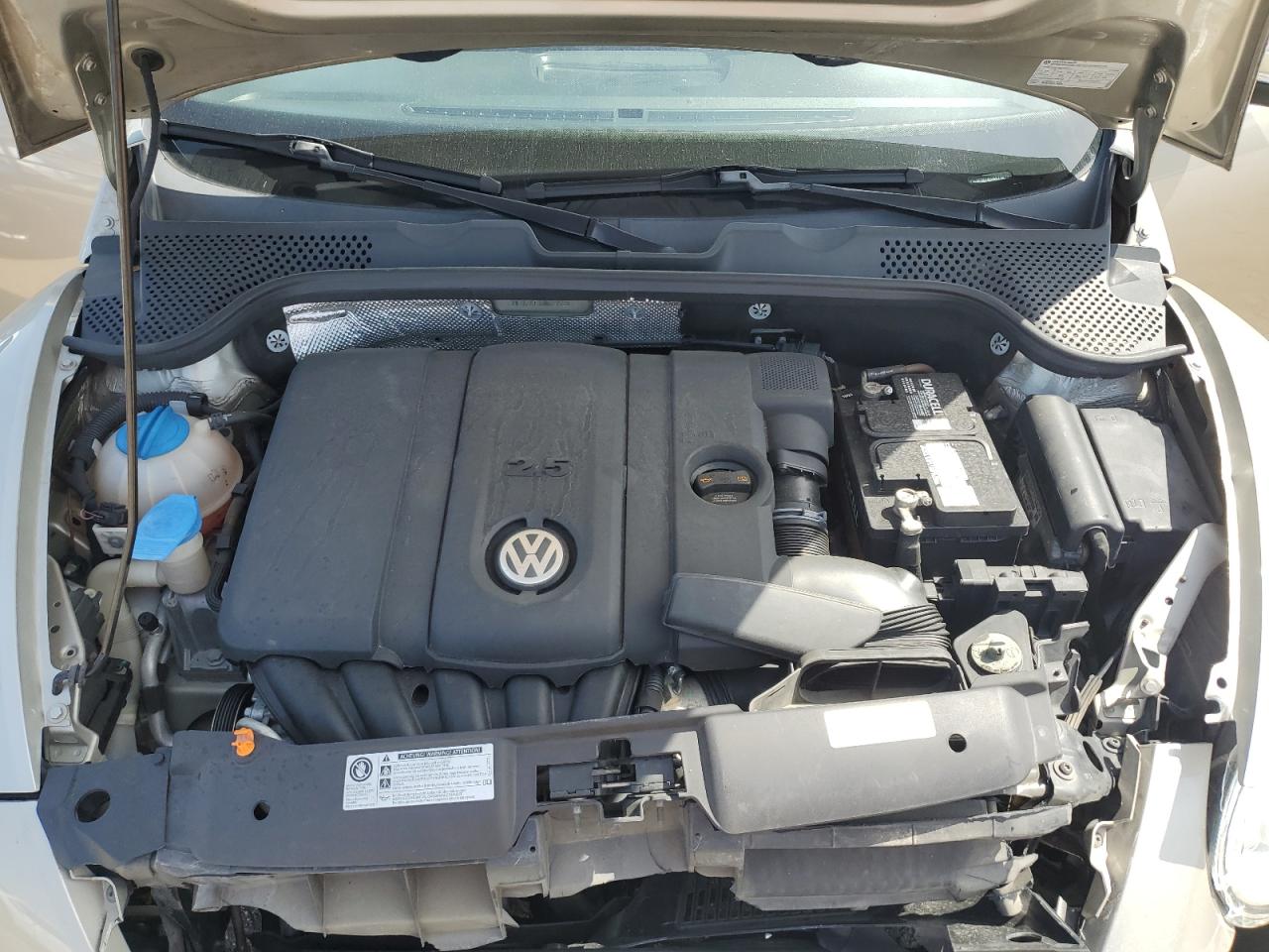 2013 Volkswagen Beetle VIN: 3VWJX7AT8DM671529 Lot: 56921255