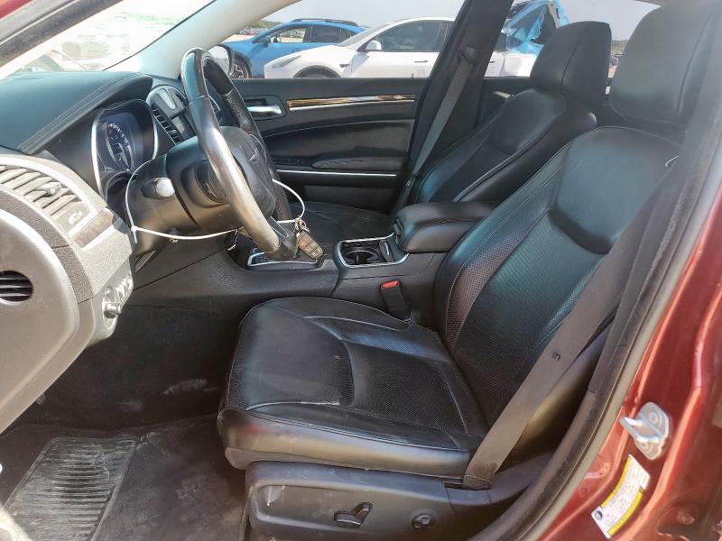  CHRYSLER 300 2019 Бургунді