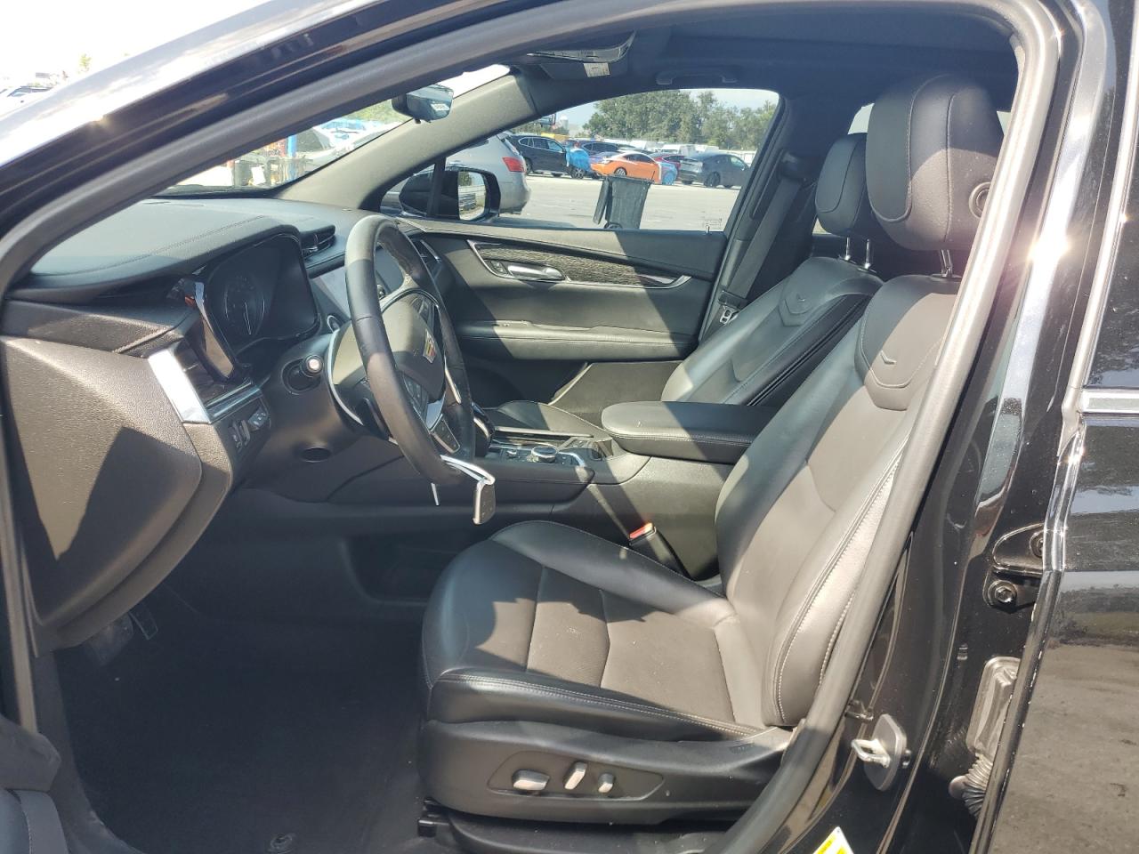 2022 Cadillac Xt5 Premium Luxury VIN: 1GYKNCRS7NZ101131 Lot: 56365065