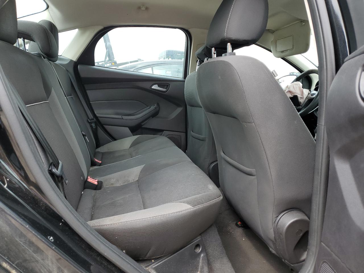 2014 Ford Focus Se VIN: 1FADP3F21EL318471 Lot: 56875565