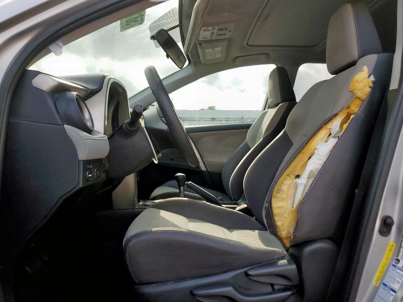  TOYOTA RAV4 2015 Серебристый