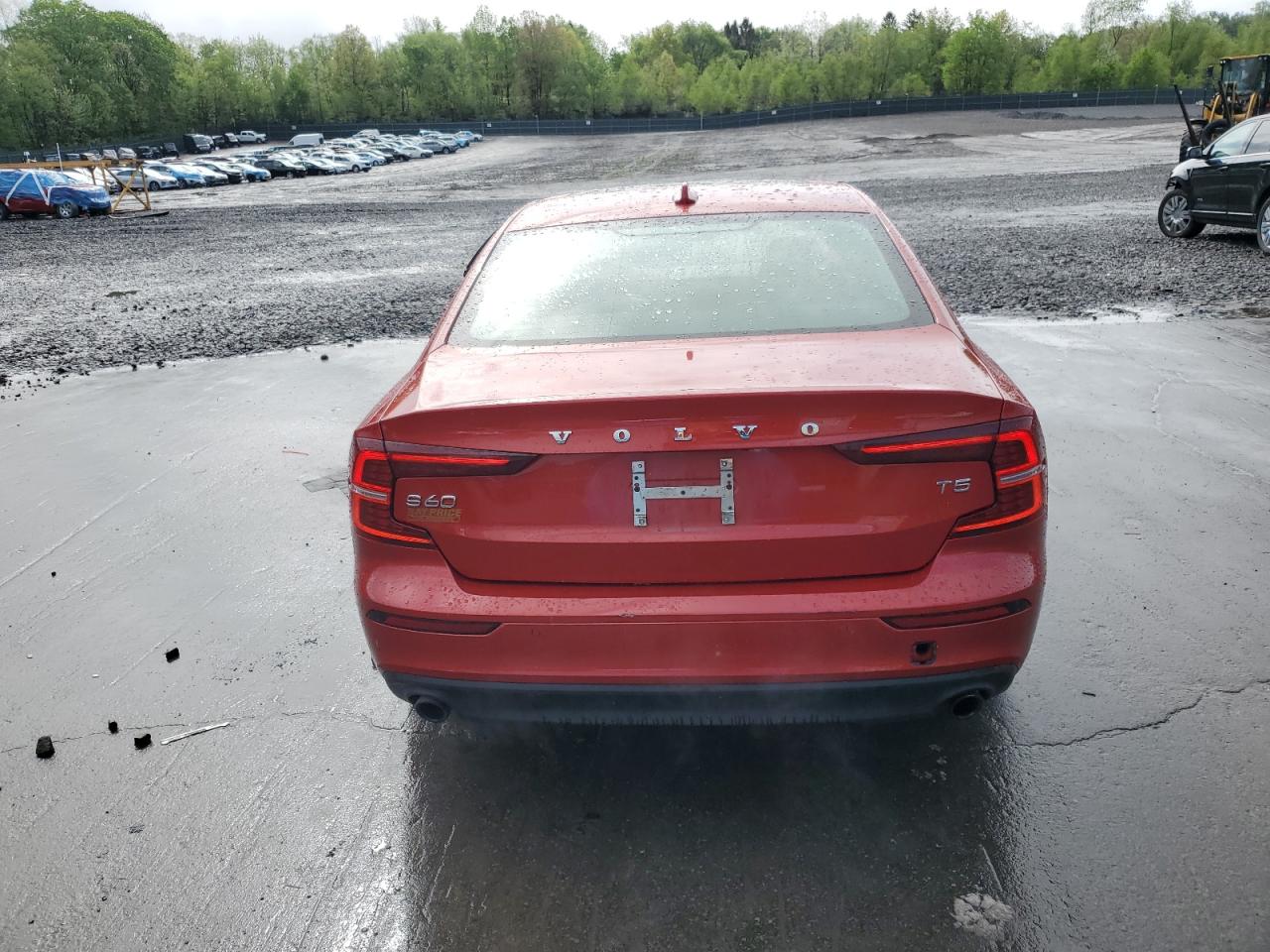 2021 Volvo S60 T5 Momentum VIN: 7JR102FK1MG095692 Lot: 55813105