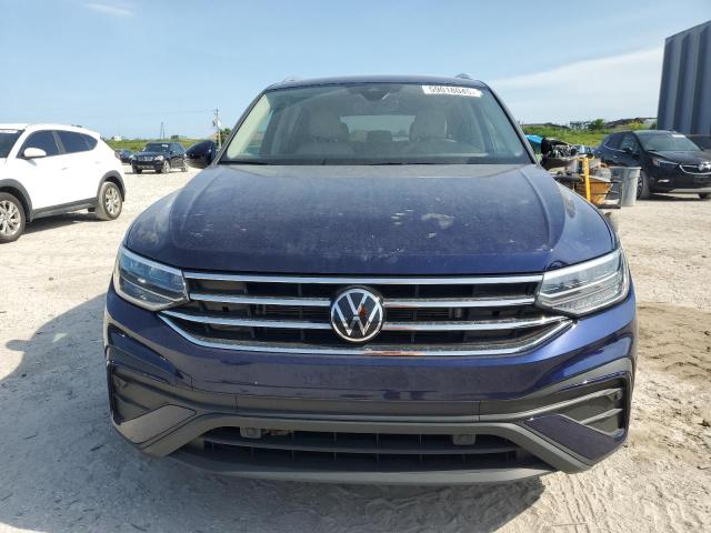  VOLKSWAGEN TIGUAN 2023 Синий