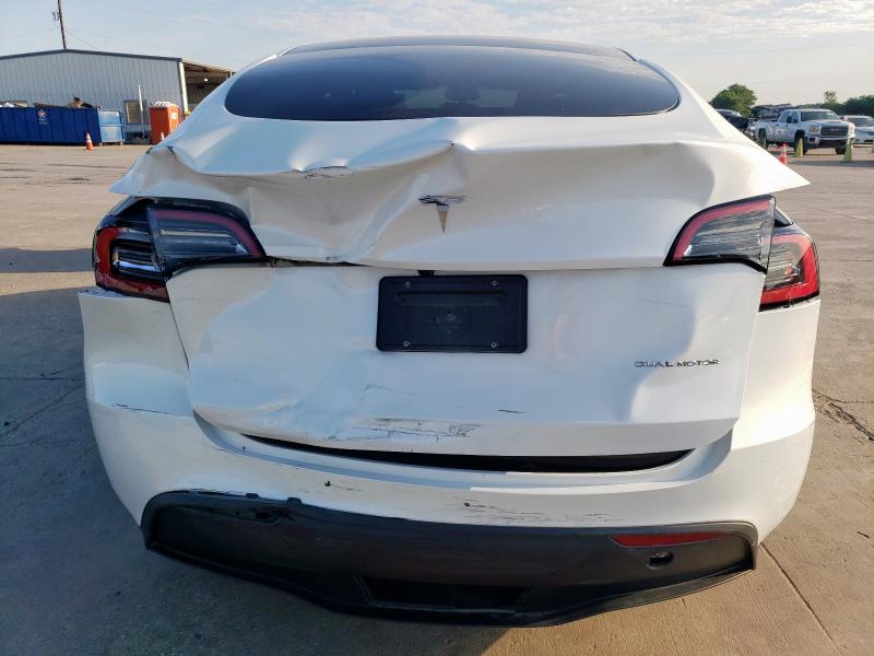 TESLA MODEL Y 2024 White