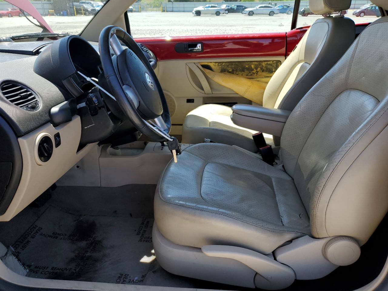 2006 Volkswagen New Beetle Convertible Option Package 2 VIN: 3VWSF31Y86M323258 Lot: 55894945