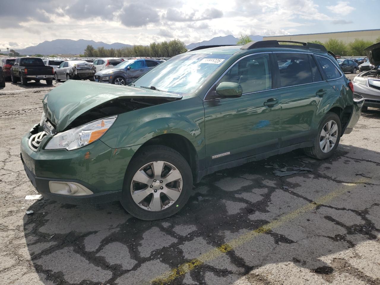 2011 Subaru Outback 2.5I Premium for Sale in Las Vegas, NV - Front End