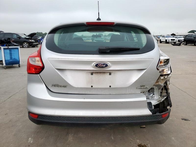  FORD FOCUS 2014 Srebrny