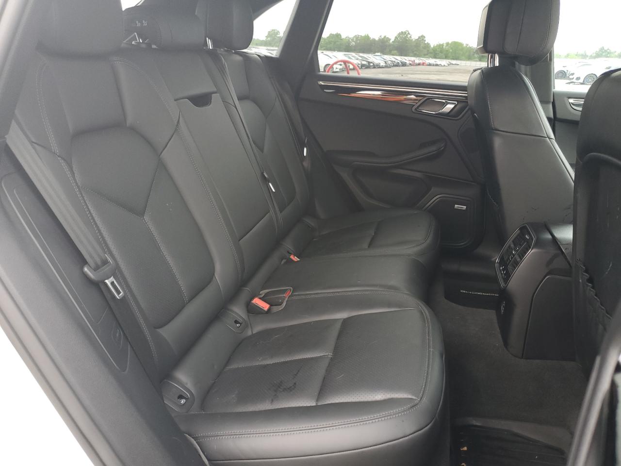 2020 Porsche Macan VIN: WP1AA2A59LLB10148 Lot: 56995375