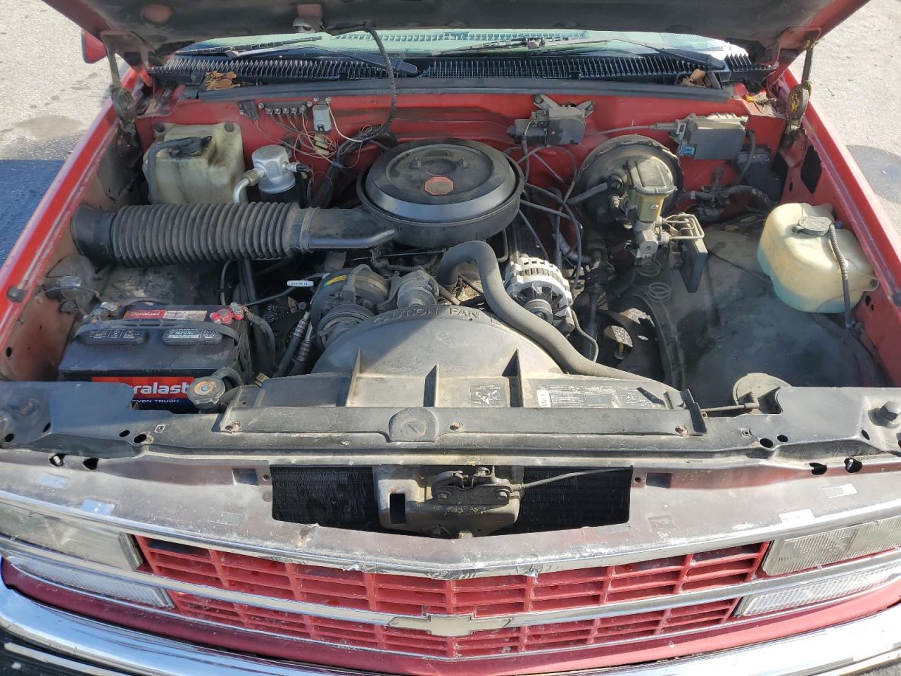 1992 Chevrolet Gmt-400 C1500 VIN: 1GCDC14HXNZ185398 Lot: 56282645