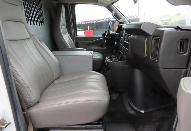  CHEVROLET EXPRESS 2022 White