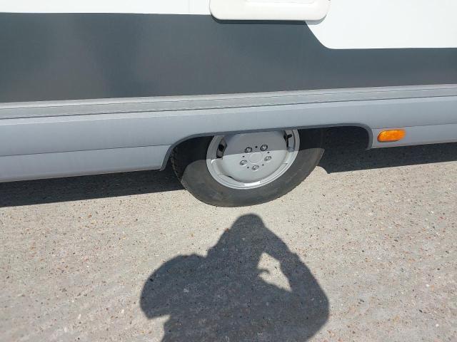 2004 MERCEDES BENZ MOTORHOME