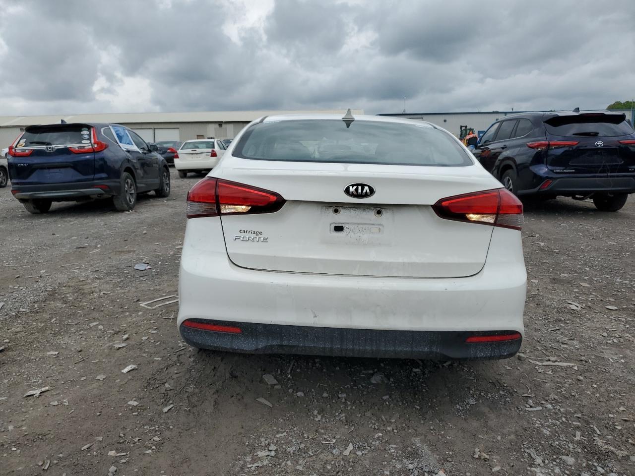 2017 Kia Forte Lx VIN: 3KPFK4A75HE018648 Lot: 56928315