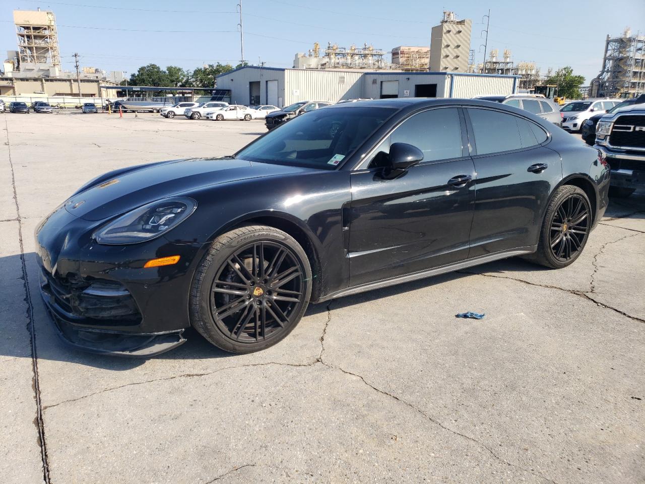 2017 Porsche Panamera 2