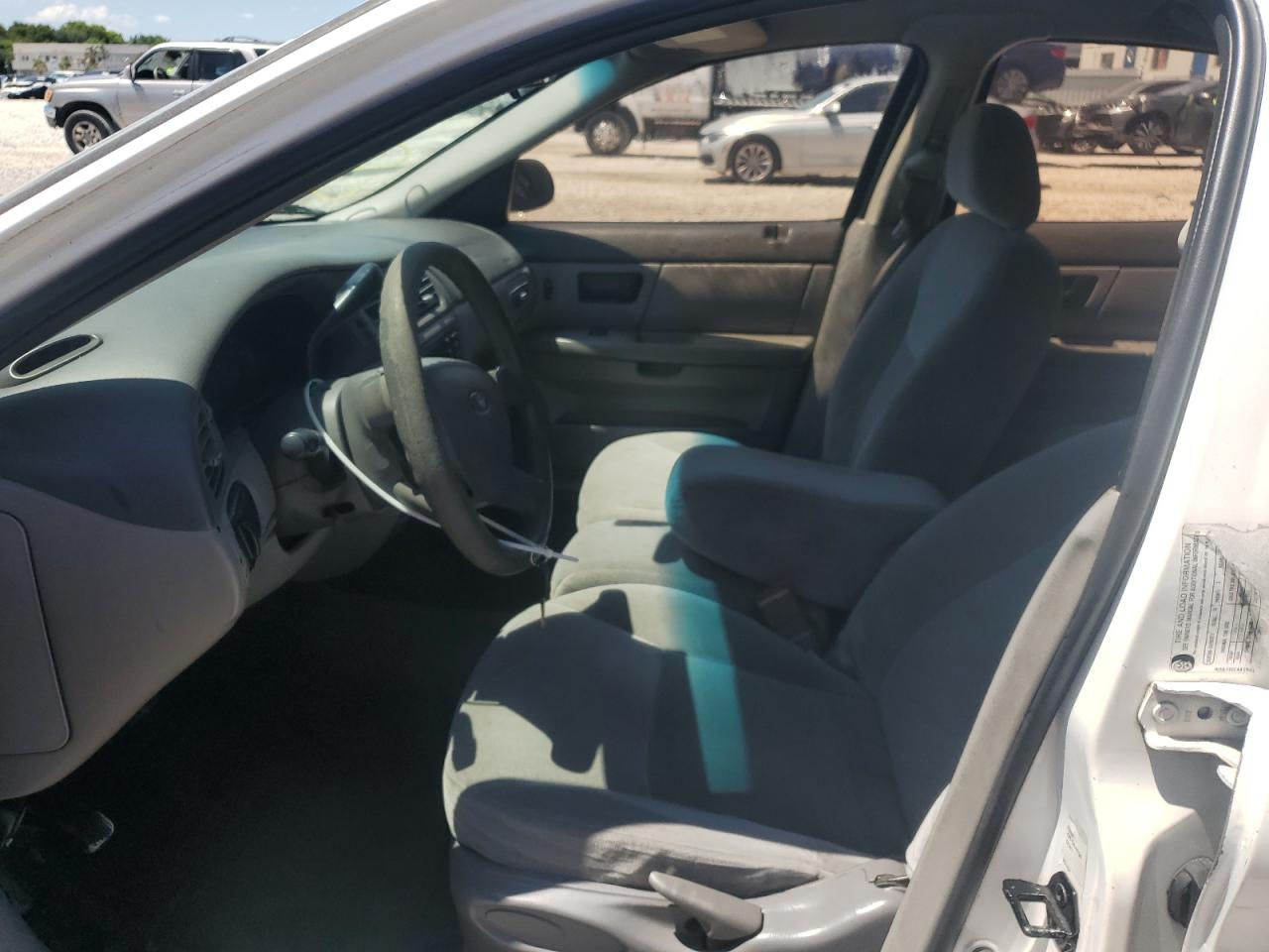 2005 Ford Taurus Se VIN: 1FAFP53U45A250396 Lot: 56431175