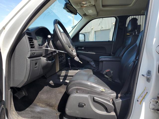  JEEP LIBERTY 2012 White