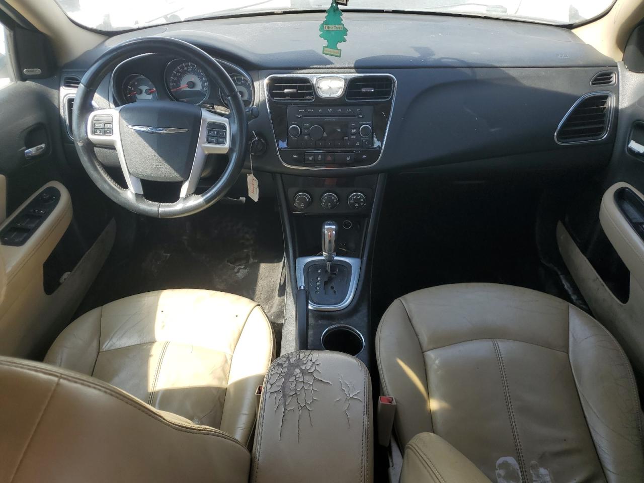 2013 Chrysler 200 Limited VIN: 1C3CCBCGXDN607819 Lot: 56354205