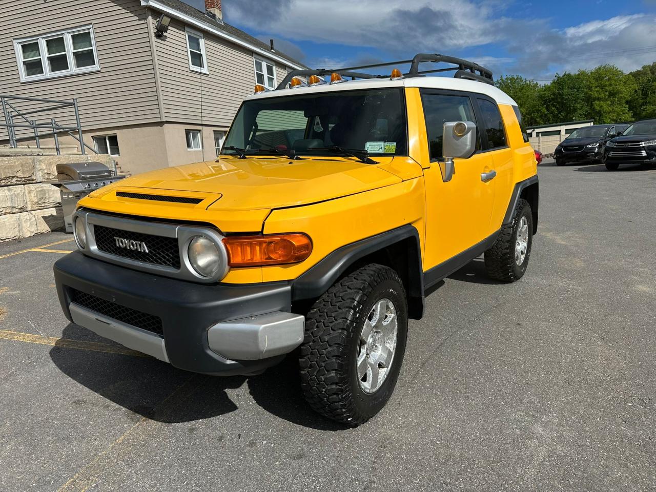2007 Toyota Fj Cruiser للبيع في North Billerica، MA - Minor Dent/Scratches