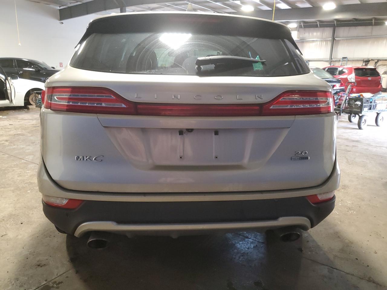 2015 Lincoln Mkc VIN: 5LMCJ1A90FUJ12935 Lot: 57065595