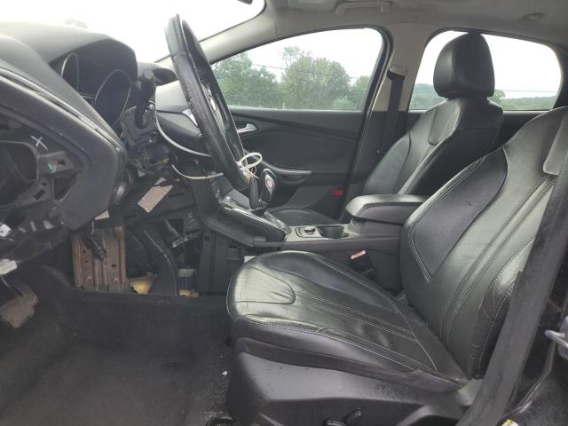 Sedans FORD FOCUS 2012 Czarny