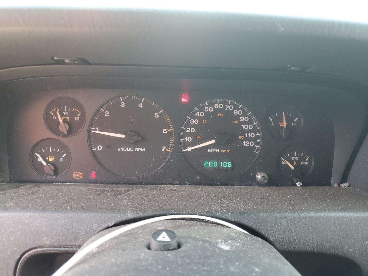 2002 Jeep Grand Cherokee Laredo VIN: 1J4GW48N92C236405 Lot: 56189795